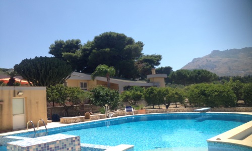 EXCLUSIVE VILLA PER LA VACANZA DA SOGNO A TRAPANI